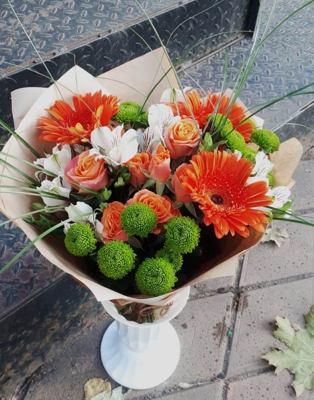 Букет цветов из: Герберы, Хризантемы, Альстромерии и Розы в Полбино