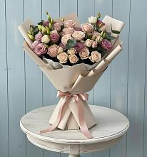 Букет цветов из:  Розы и Лизиантусы в Полбино