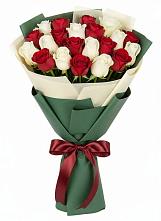 Букет Микс из красных и белых роз #REPLACE_PRED# Полбино