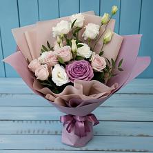 Букет цветов из:  Розы и Лизиантусы в Полбино