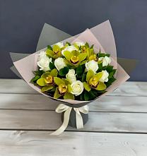 Букет цветов из:  Орхидеи и Розы в Полбино