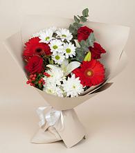 Букет цветов из:  Розы, Хризантемы, Герберы и Лилии в Полбино