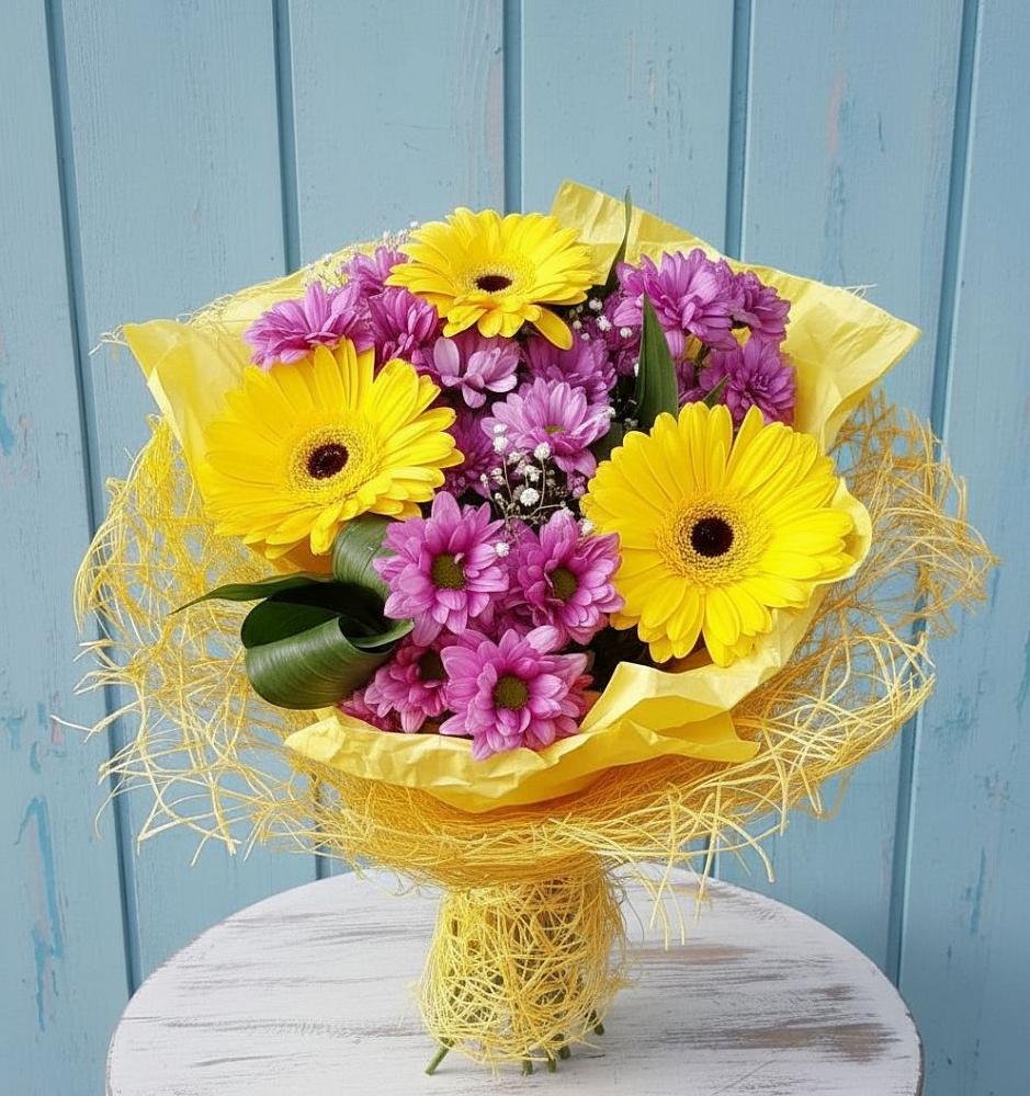 Букет цветов из: Хризантемы и Герберы в Полбино