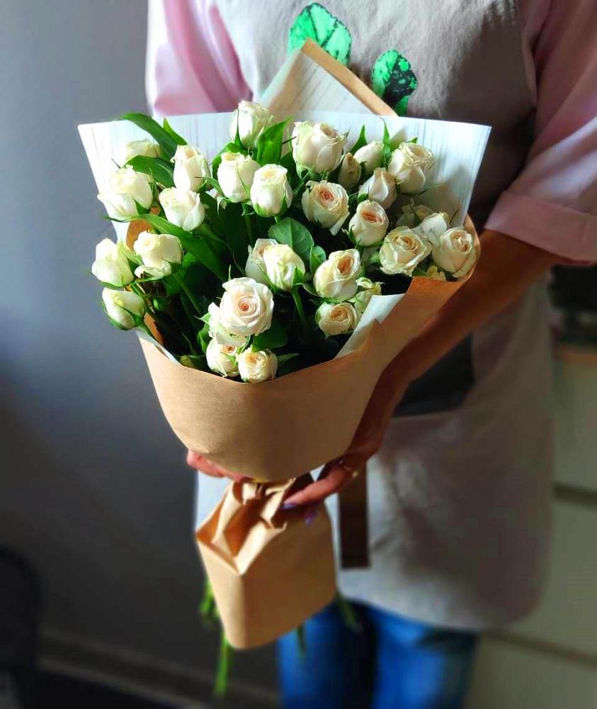Букет цветов из: Розы в Полбино
