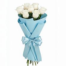 Букет 7 белых роз Проуд в Полбино