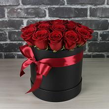Цветочная композиция из Розы в шляпной коробке #REPLACE_PRED# Полбино